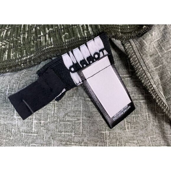 Torrid Pants Plus Size 2 2X Green Print Crop Tapered Leg Tie Belt Women NWT New - Picture 5 of 8